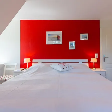 Haus Holiday home Alkersum